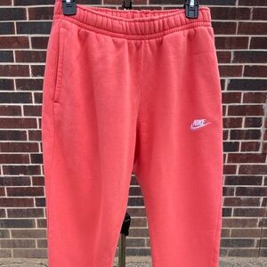 Women’s Nike salmon colored sweatpants